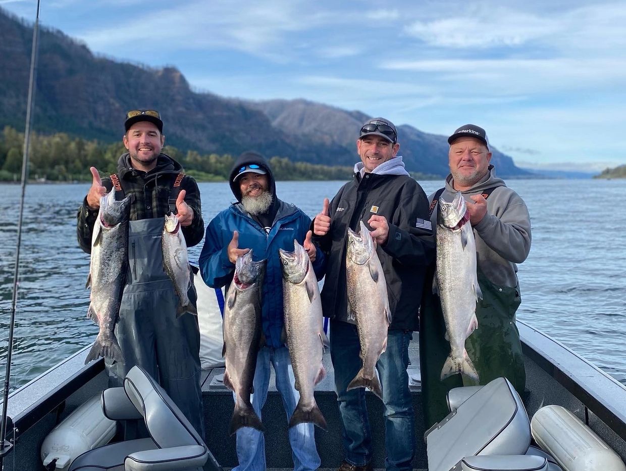 Salmon fishing near Portland oregon 
Chinook salmon
Things to do near portland 
Oregon fishing guide