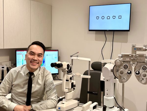 Son Ian Nell Mak, orthok, orthokeratology children eye examination, optometrist, miyosmart, misight