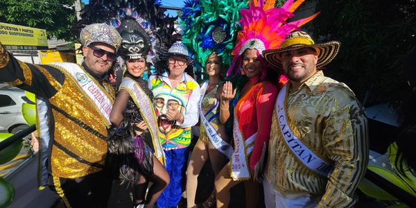 Carnaval de Barranquilla Pa El Mundo. Rey Momo de la 44. Cindi Cestaro, Sandra Mejia, Gloria Moreno