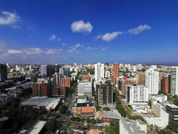 https://unsplash.com/photos/city-buildings-under-blue-sky-during-daytime-JzrTU1ruTnc?utm_content=cre 