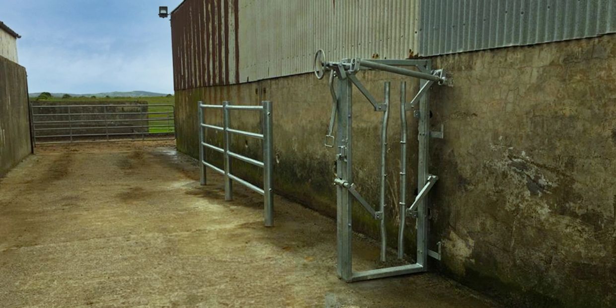 Farm equipment, Cattle stand, Farm railings
