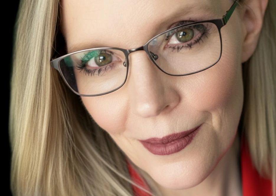 Female political voice actor Deanna Johnston. 