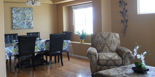 Living room and sitting room at Cardan Manor's Killarney Location.
