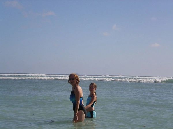 First_warm_water_in_Pacific_001