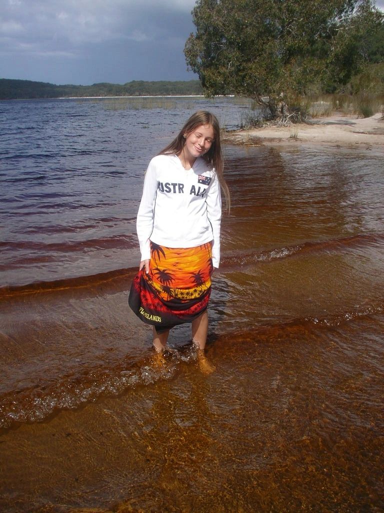 Kamila_in_the_lake