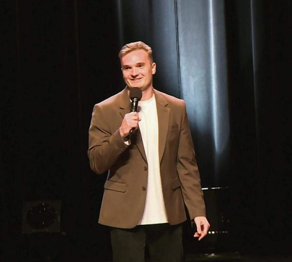  Live stand-up comedy night in Montreal with top comedians on stage.