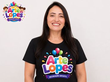 Woman smiling wearing a colorful Arte Lopes t-shirt.