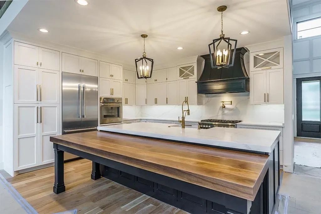 Gallery Vittitow Inc.