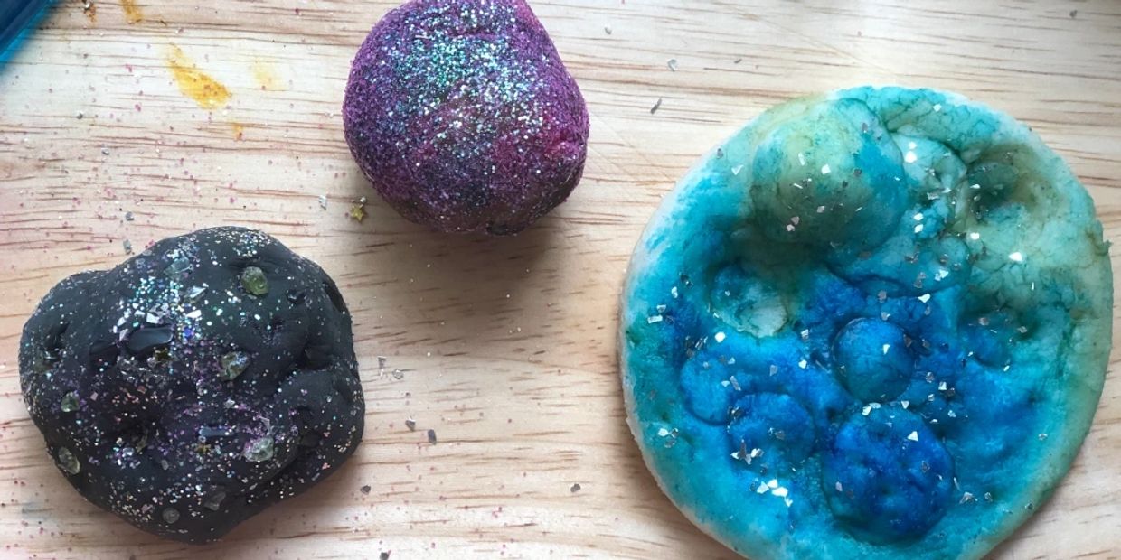 Play-dough space rocks