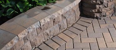 Holland-Belgard Paver-Retaining Wall