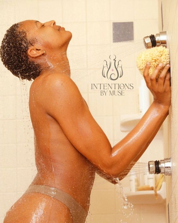 Límpiate con intención. Duchas y baños que transforman. Natural Rituals for the Body, Mind, and Spir