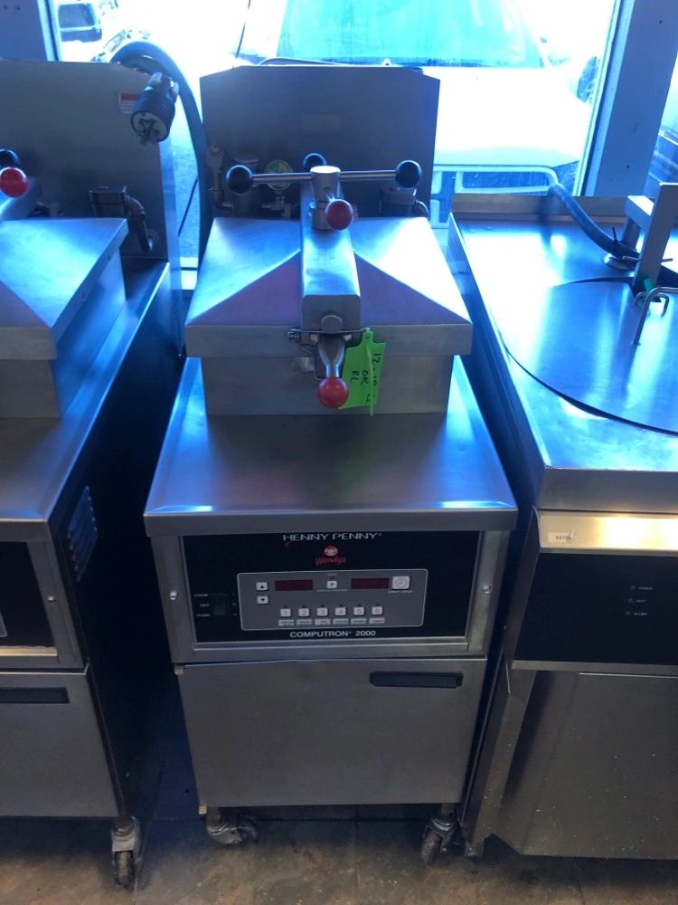 Henny Penny PFE500 4Head Electric Pressure Fryer with Computron 1000