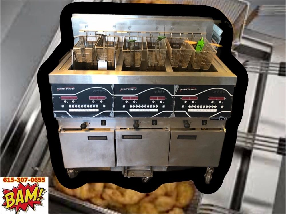 Henny Penny 3 Well Electric Open Freestanding Fryer with Oil Filtration