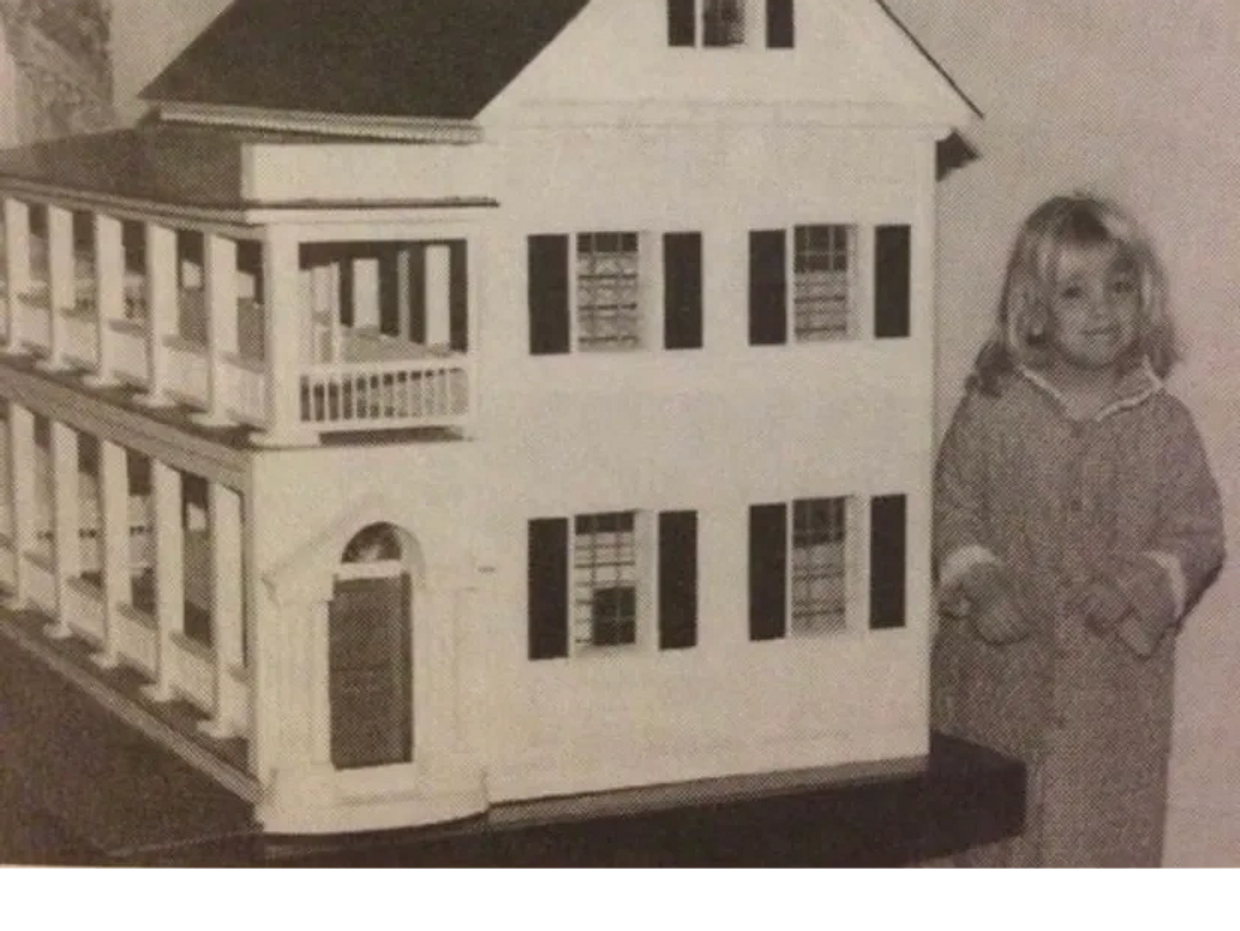 Leize with her first Charleston Single House, built by her grandfather. Christmas 1983.