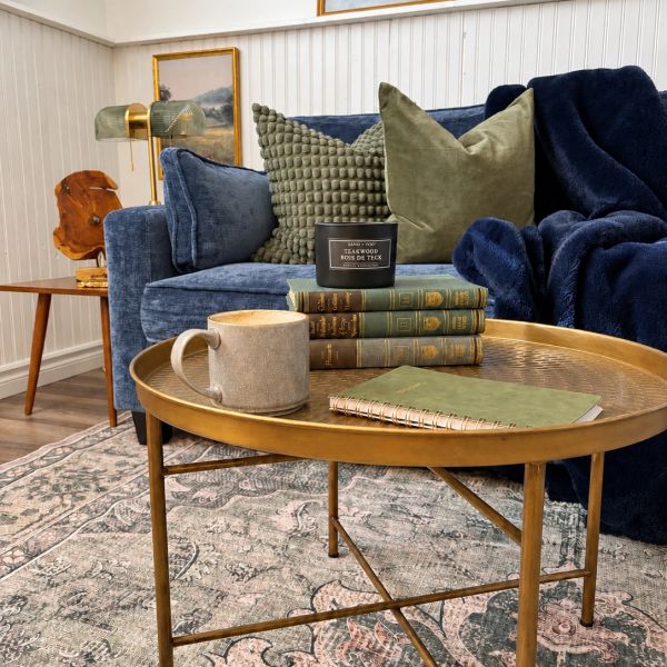 Mod Pod - Living Room
Midcentury Modern aesthetic.