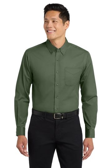 Man wearing a green button-up shirt and black pants.
