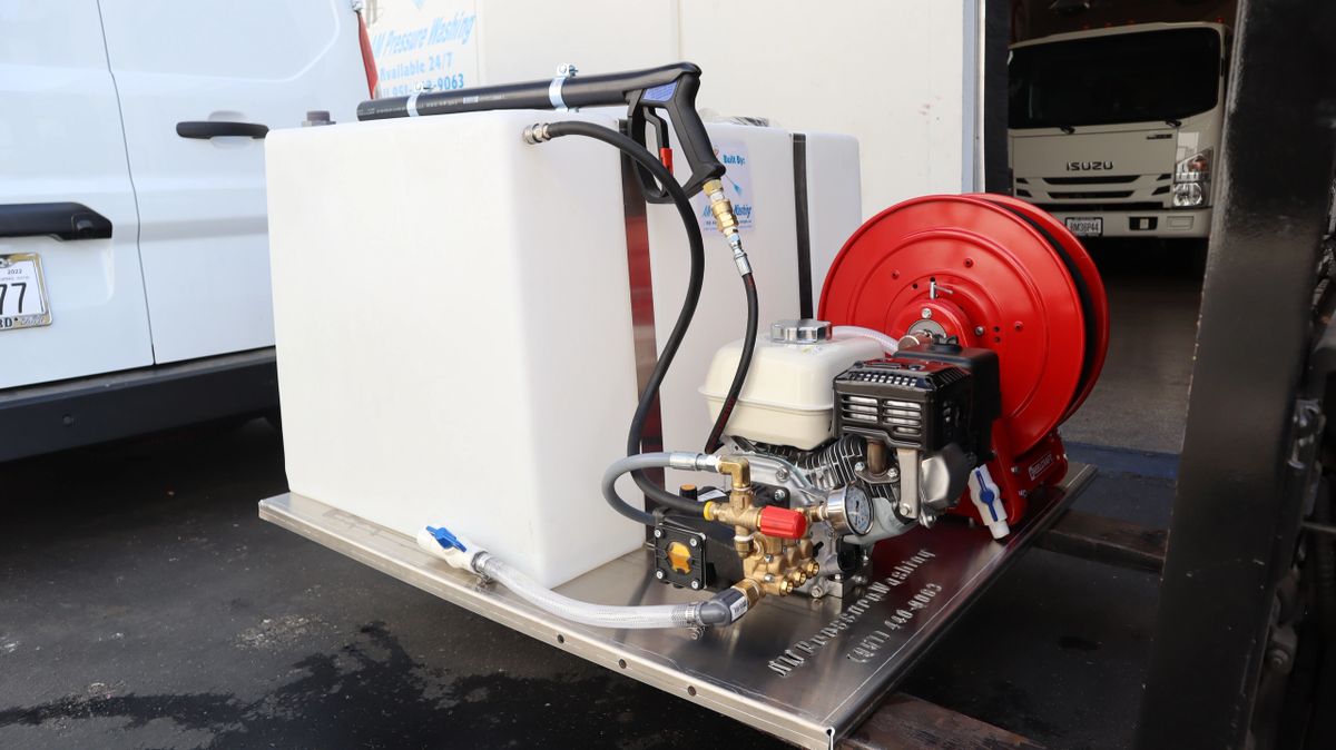 4.0 Quatro Skid with DI Tanks