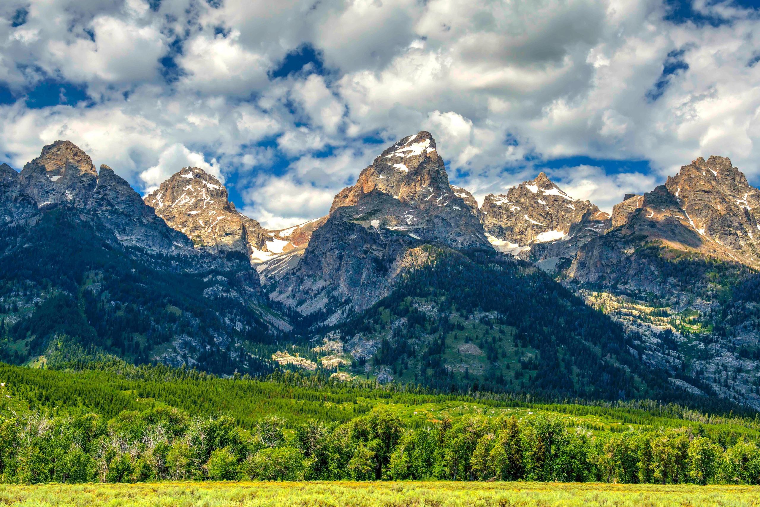 //img1.wsimg.com/isteam/ip/bf573d21-cbcc-43c1-9fe1-b04c68cee0fa/Teton%20Range%20View.jpg/:/rs=w:1300,h:800