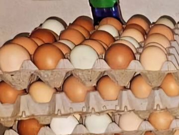 Farm Fresh Eggs 30
1 Flat