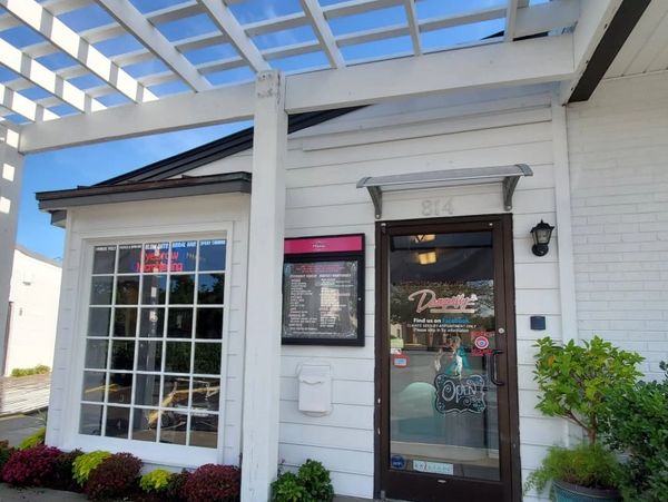 Permanent makeup salon storefront