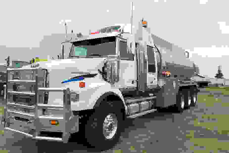 Trucks for Sale Edmonton Equipment Rentals & Sales LTD.