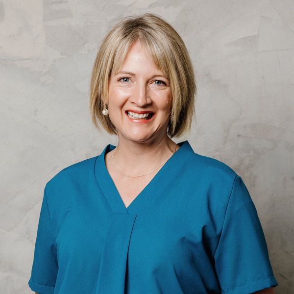 Tonia Fuller Real Estate Agent
