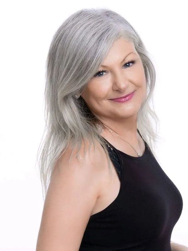 Professional photo of makeup artist Jenny Greene-Magliano