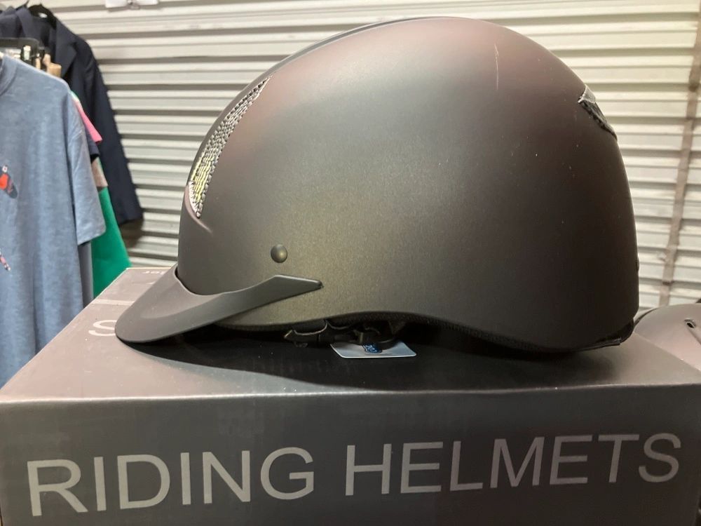 Tuffrider starter riding helmet with carbon fiber grill