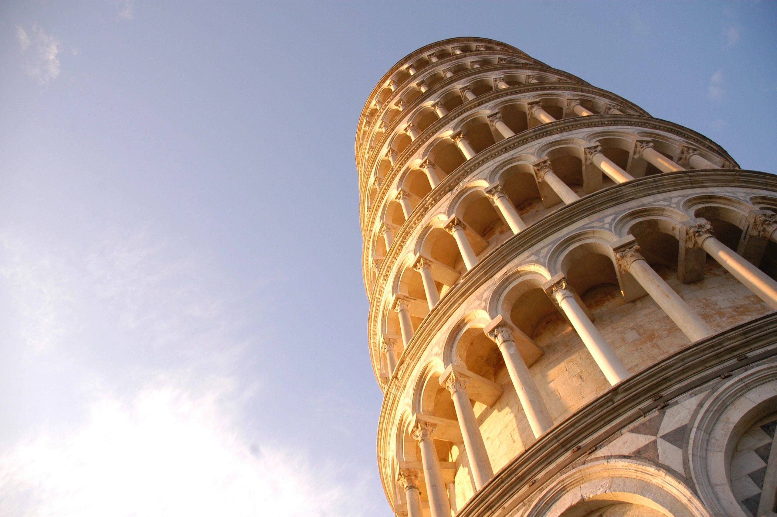 The leaning tower of pisa