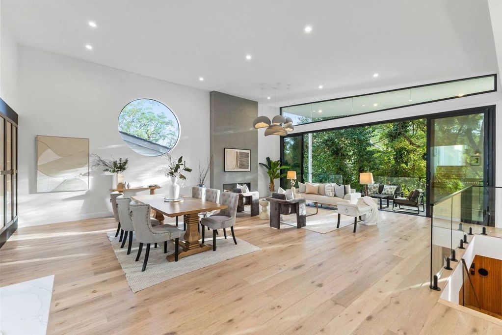 Luxury open-plan living
