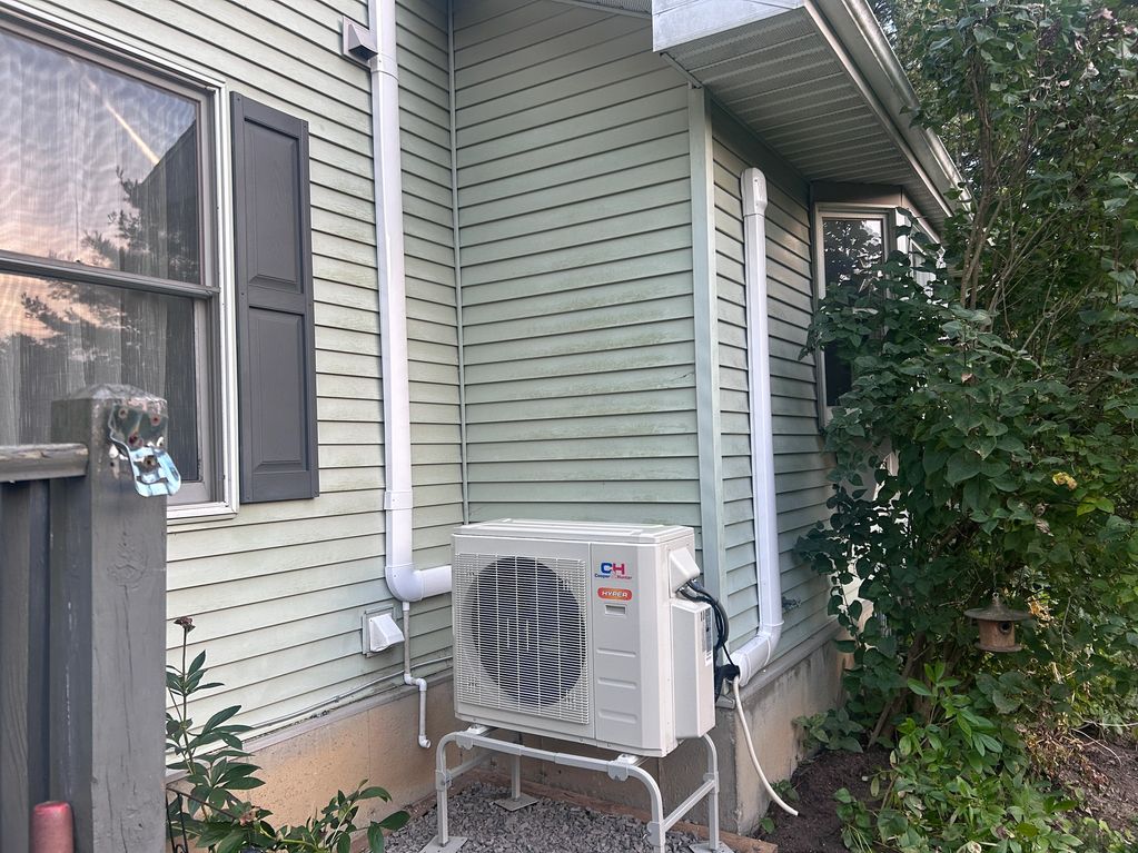 Linehide covers the exterior refrigeration lines and electrical ensuring an appeal for our customers