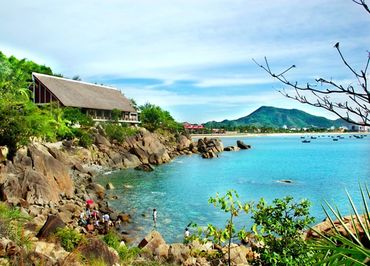 Quy Nhon Tours- American Expat Tour Agent.  English Speaking Travel Guide and Booking Agents Vietnam