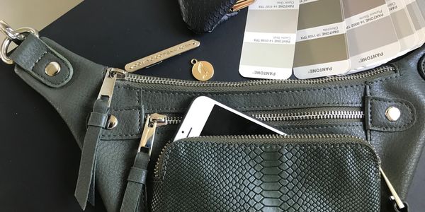 Anna bum bag, fannypack, green grained, vegan leather, python embossing