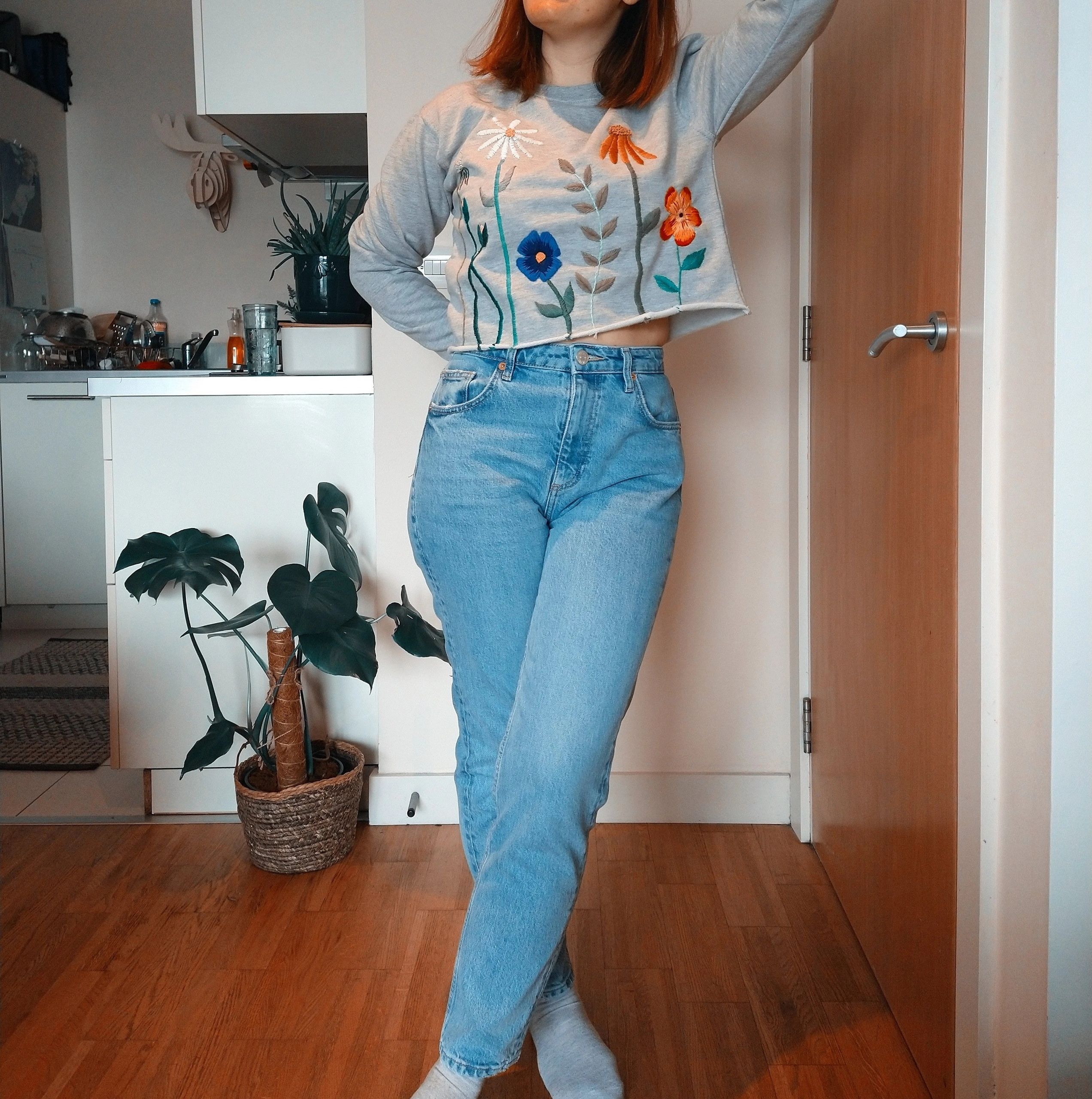 Hand embroidered floral cropped sweater