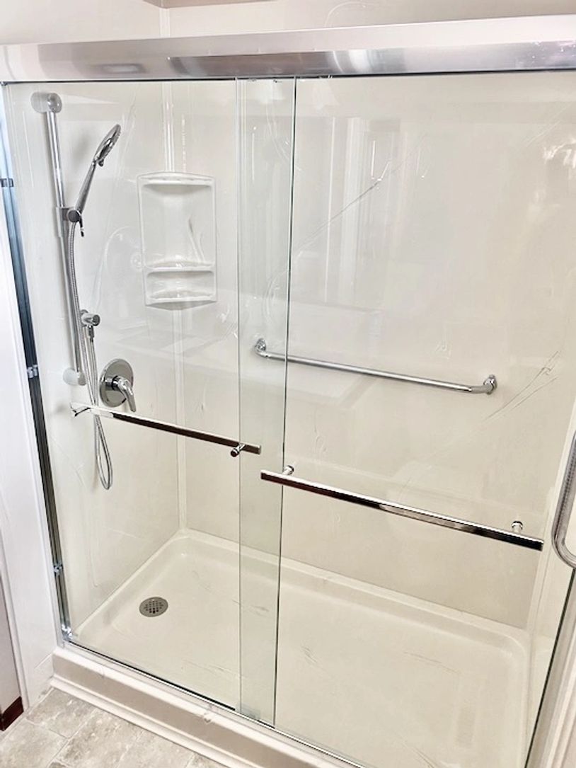 Walk-in cultured marble shower