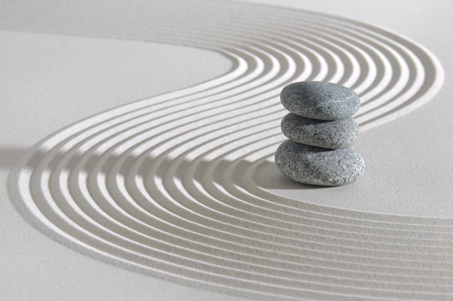 Zen Garden Kit for home. Desktop Zen Garden. Sand Garden. Japanese Rock Garden.