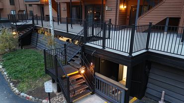 Composite deck with steel railing on Keystone Colorado, best Deck Builder in Parker Colorado