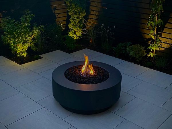 Fire Pit, garden fire pit, outdoor fire, gas fire pit, natural gas fire, landscape fire pit, modern