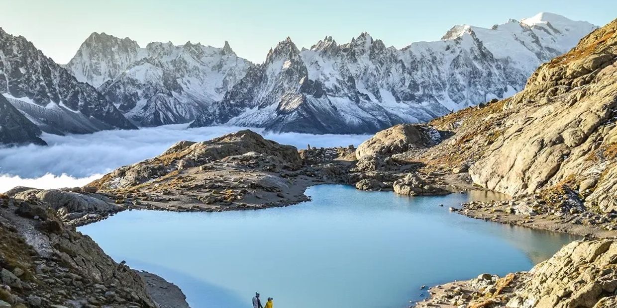 lac blanc above chamonix with view and cloud