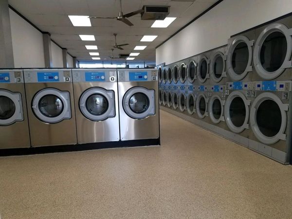 Presco Laundry, Laundromat