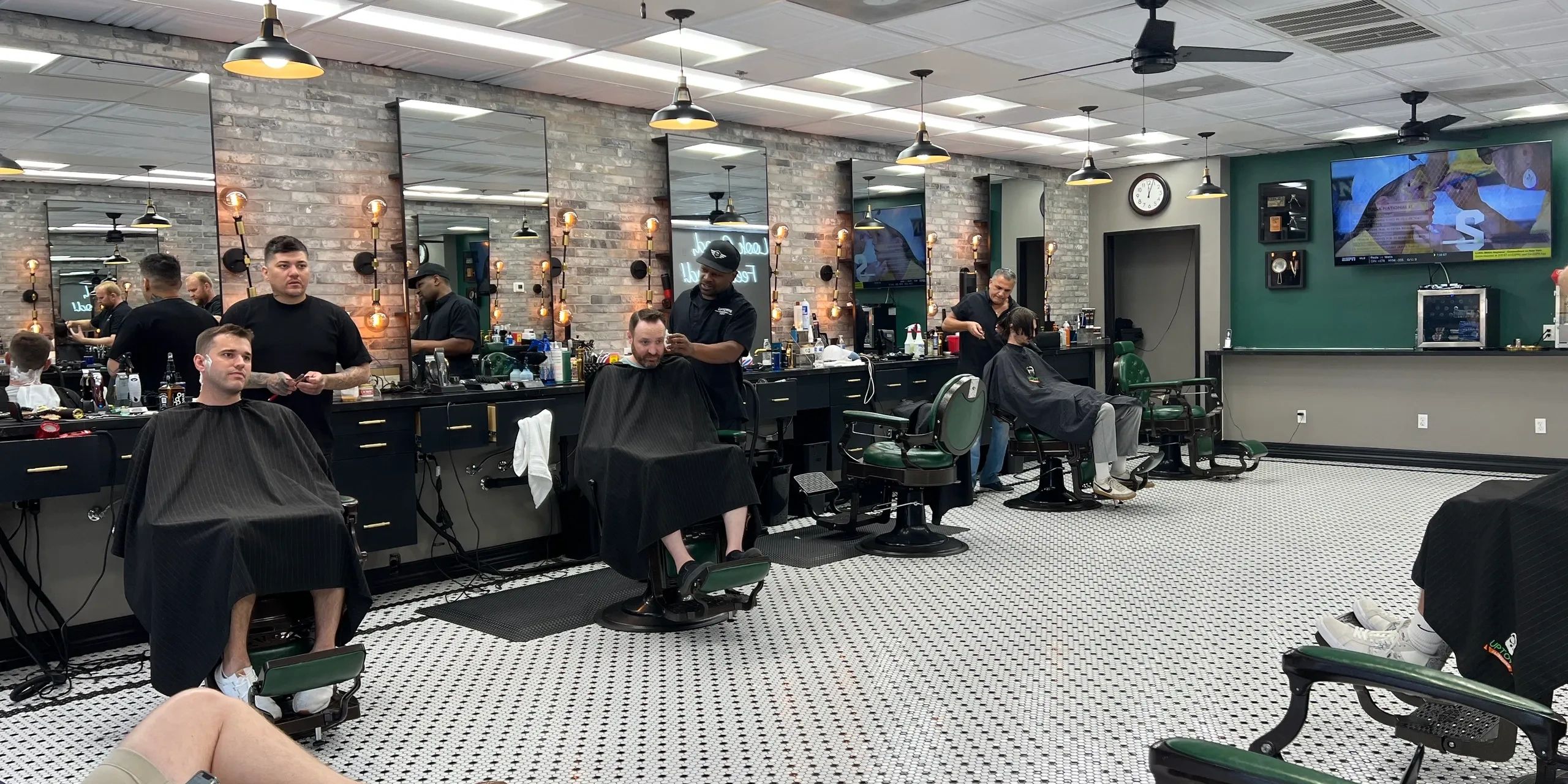 The Best Locations to Open a Barbershop - 2022