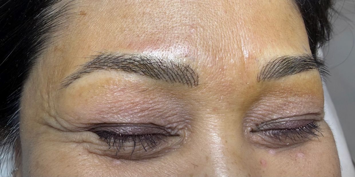 Microblading for natural look 
