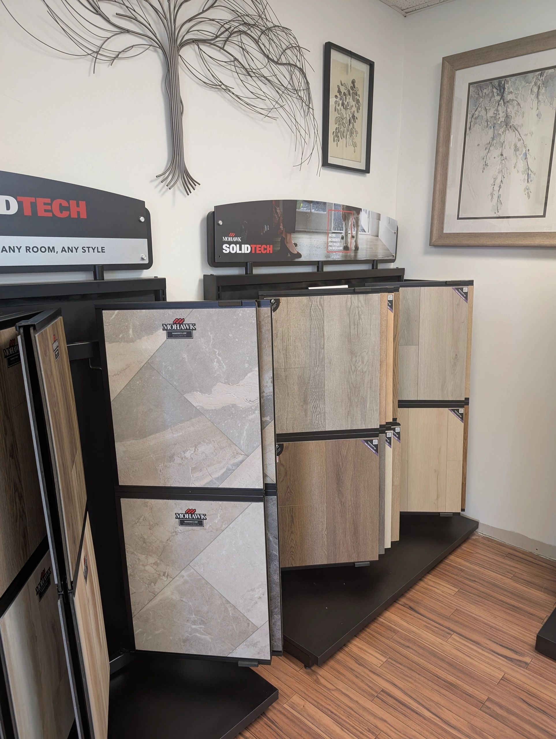 WATERPROOF LAMINATE FLOORING