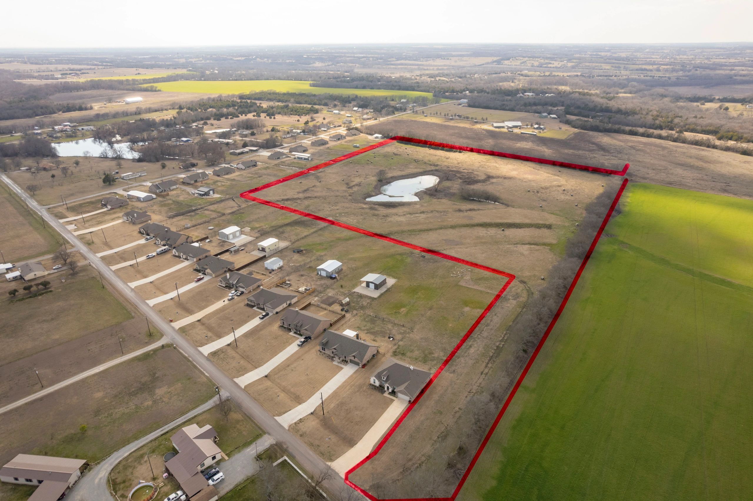 20 AC Tom Bean, TX