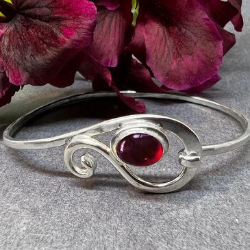 Sterling Silver Garnet Gemstone Bracelet