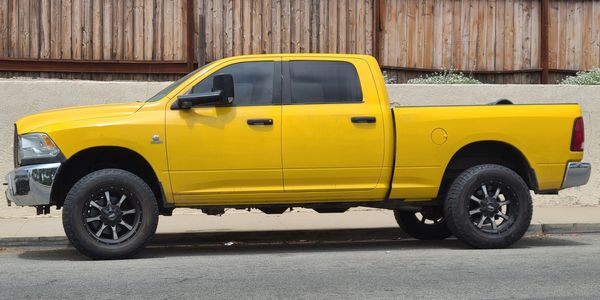 Truck ready to do junk removal in Arroyo Grande