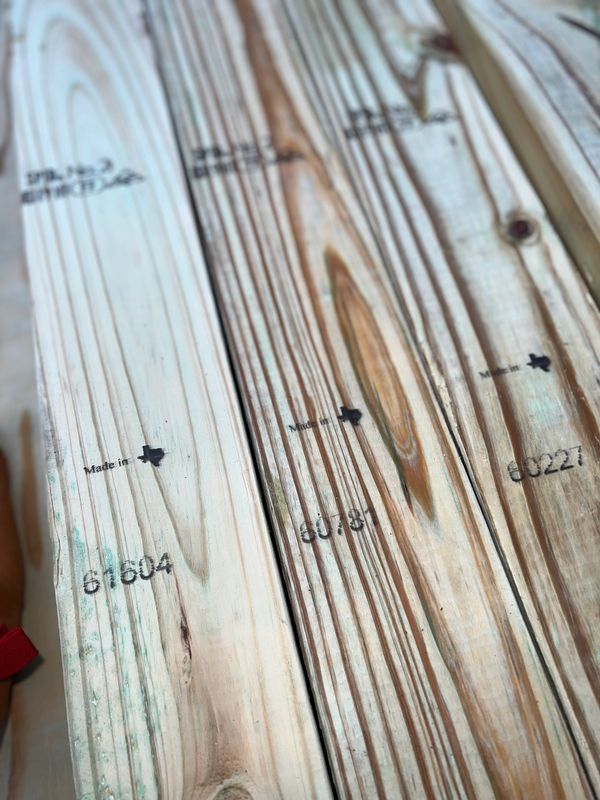 Houston Fence installation and Fence Company.
Texas Lumber for Building Wood Privacy Fence