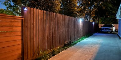 Houston Fence installation and Fence Company.
Fence Light