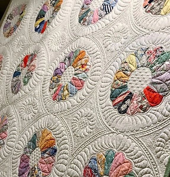 Sue Daurio Quilting Longarm Quilting, Longarm Machine Rental