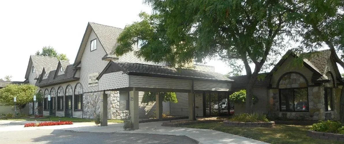Beechwood Manor Assisted Living, Adult Day Care, Respite & Hospice Care in St Clair Shores, MI 48080